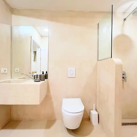 Lägenhet Exclusive Offer - Cave By The Sea *