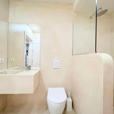 Exclusive Offer - Cave By The Sea Апартаменты *