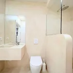 Exclusive Offer - Cave By The Sea Apartment *