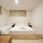 Exclusive Offer - Cave By The Sea *