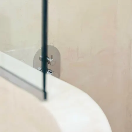 Cave By The Sea Apartment Durres