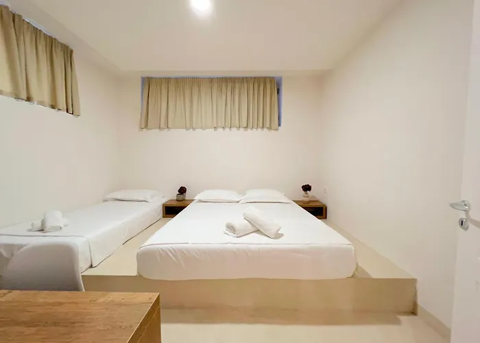 Exclusive Offer - Cave By The Sea *